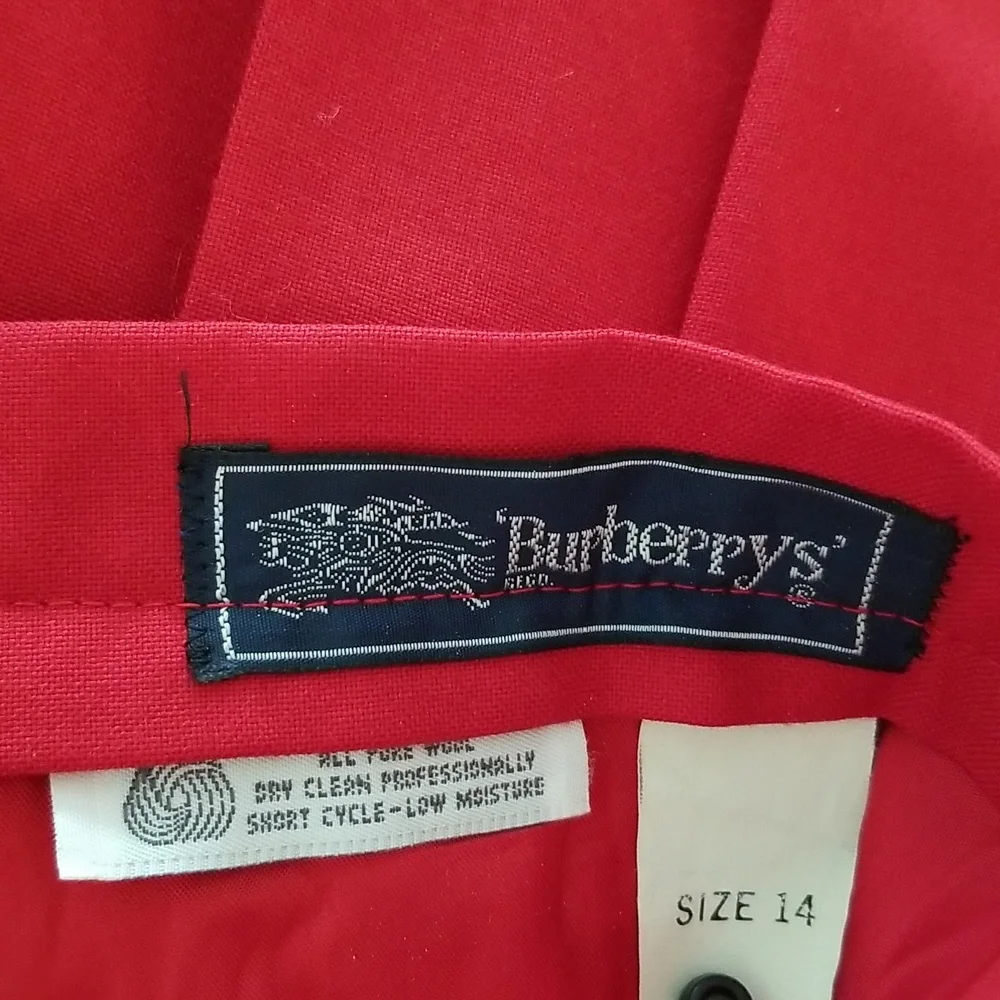 Burberrys Red Fully Lined Cady Pleated Pure Wool Midi Skirt
